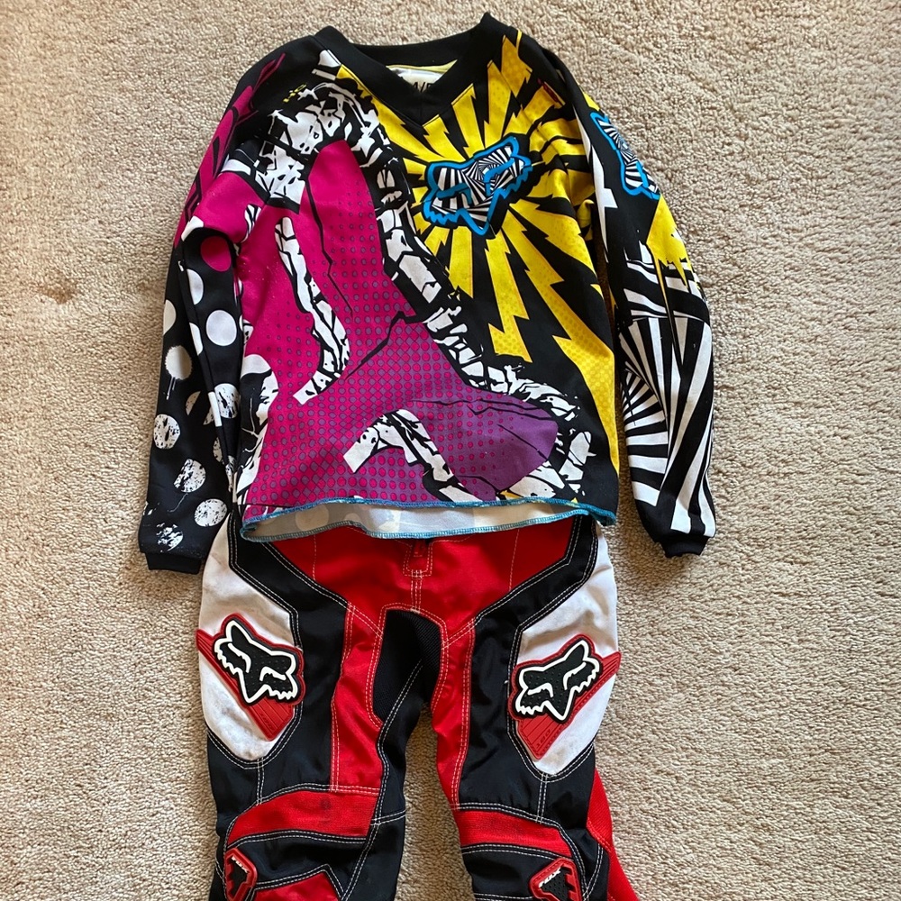 Fox riding pants and shirt size 4/5